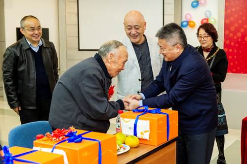 说明: https://www.scfai.edu.cn/__local/5/F0/41/CF7D0E881E08130872D40E5AC59_876328A5_1E603.jpg