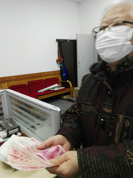 说明: https://www.scfai.edu.cn/__local/C/BA/4B/D84D34227B49BA575A12D6602EE_5CBACDAC_13491.jpg